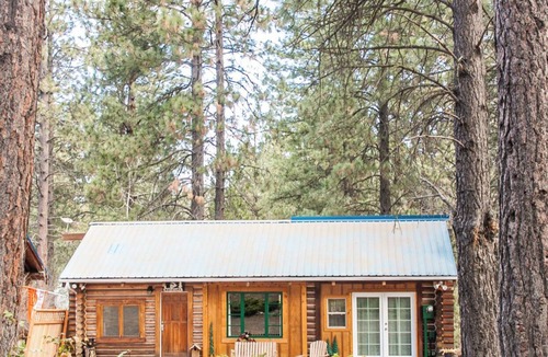Deschutes River Woods House | Cabin in the woods