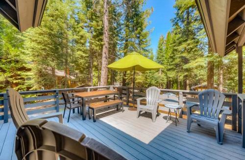 Tahoma House | Cabin in the Woods