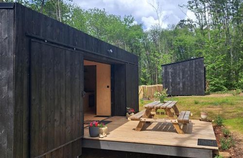 Sainte-Foy-de-Longas Ski Chalet | Cabin indebos