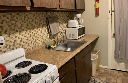 Big Indian Apartment | Cabin-like Studio Motel Suite