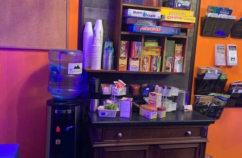 Big Indian Apartment | Cabin-like Studio Motel Suite