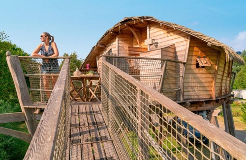 Maisons-Laffitte Cottage | Cabin Love 5p - Studio Cottage, Sleeps 5