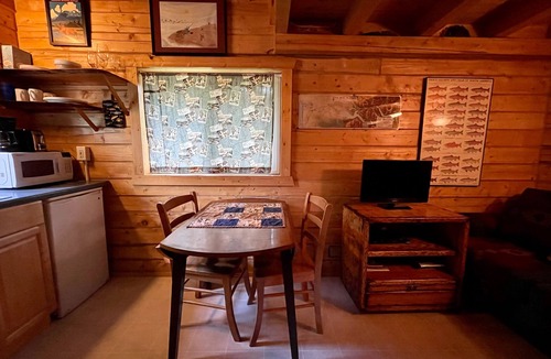 Cooper Landing Cabin | Cabin No. 2 Cooper Landing Fish Camp