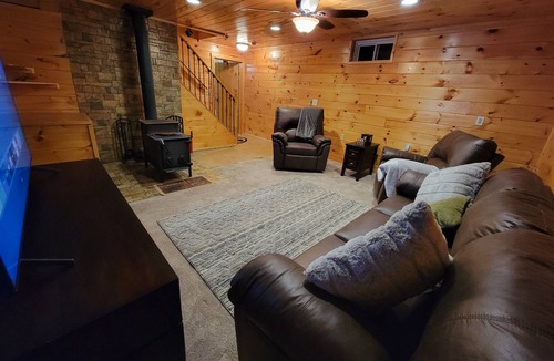 Cold Brook Cabin | Cabin NY Snowmobile Trails