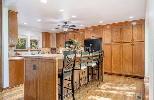 Bixby Cabin | Cabin on 160 Acres - Stocked Ponds, Firepit, Trails - Just 30 minutes from Tulsa