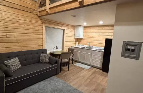 Houston Cabin | Cabin on a Farm