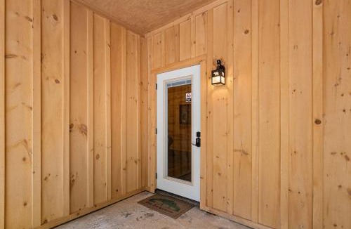 Cosby Ski Chalet | Cabin On A Hill