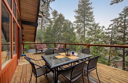 Pine Cove House | Cabin on a Hill