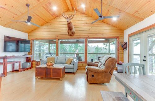 Rogers House | Cabin on Beaver Lake w/Views & Furnished Deck!