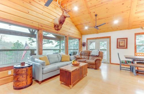 Rogers House | Cabin on Beaver Lake w/Views & Furnished Deck!