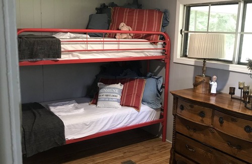 Scranton Cabin | Cabin on Lake Shoal Bay