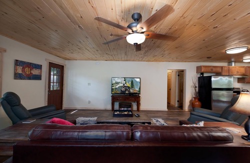 Durango House | Cabin on Private Ranch on the Animas River - Stocked Pond