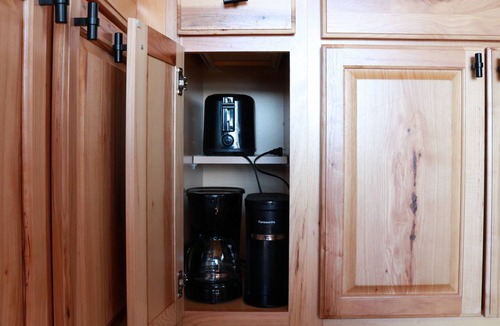 Inlet Cabin | Cabin on the Lake at The Bears Cottages