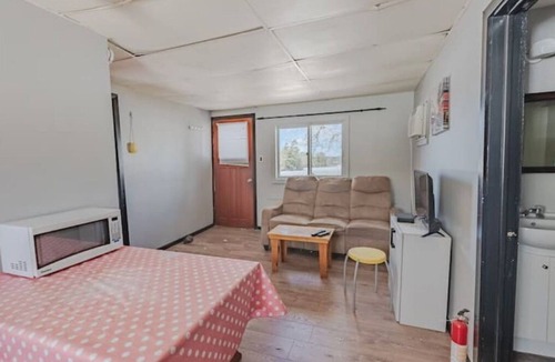 Frontenac Cabin | Cabin on the Lake