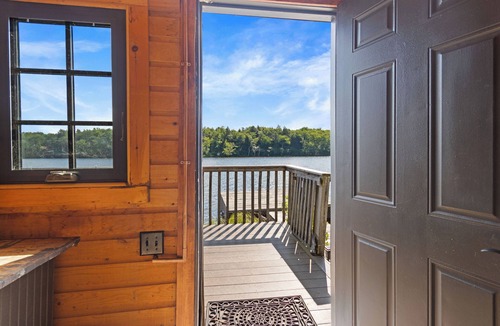 Poyntelle Cabin | Cabin on the Lake Deck, Dock & Woods