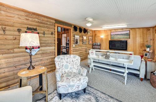 Dabolt House | Cabin on Working Highland Cattle Farm in Kentucky