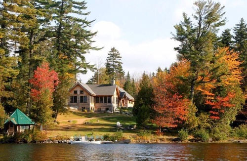 Monson Ski Chalet | Cabin, Queen Bed with Shared Bathroom