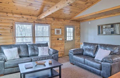 Shell Knob House | Cabin Retreat on Table Rock Lake w/Fire Pit!