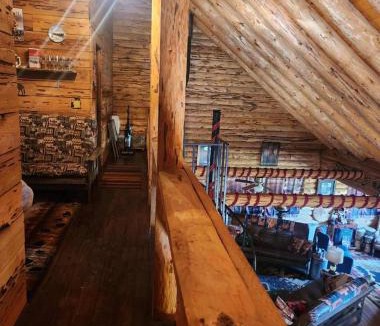 Canby Villa | Cabin Retreat
