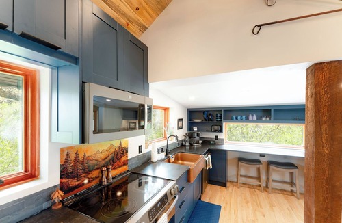 Glenwood Springs Cabin | Cabin River Front