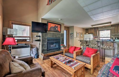 Angel Fire House | Cabin-Style Condo w/Deck Near Angel Fire Resort