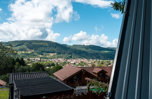 Granges-Aumontzey House | Cabin 'The Squirrel' with Private Terrace