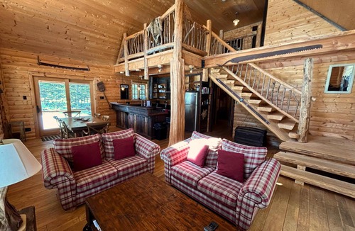 La Malbaie House | Cabin Totem - Les Chalets de Môh