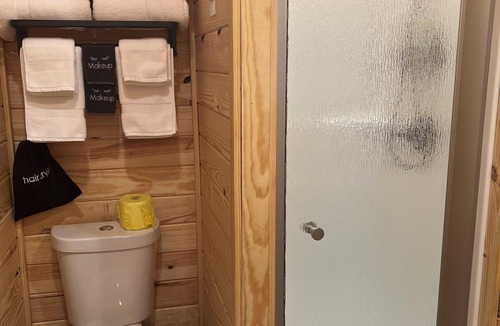Lee County Cabin | Cabin Unit 4 of 6 with AC and WiFi in serene Paige