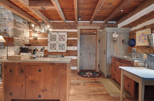 Pine Grove Mills Cabin | Cabin Vacation Rental ~ 8 Mi to Penn State!