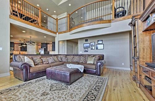 Sweetwater Cabin | Cabin w/Beach Access, Sport Court, Hot Tub & View