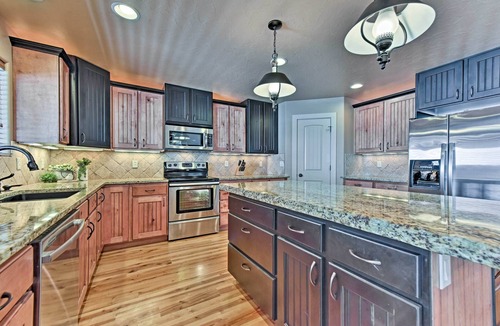 Sweetwater Cabin | Cabin w/Beach Access, Sport Court, Hot Tub & View