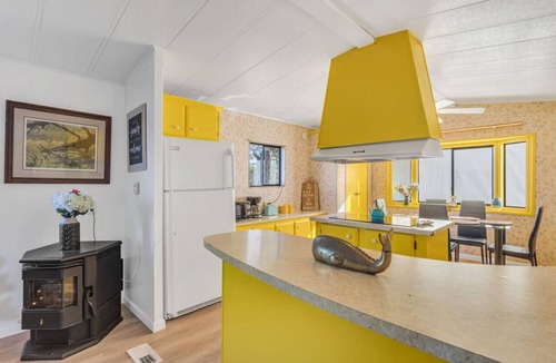 Pilot Hill House | Cabin w/breathtaking view Stop before Tahoe