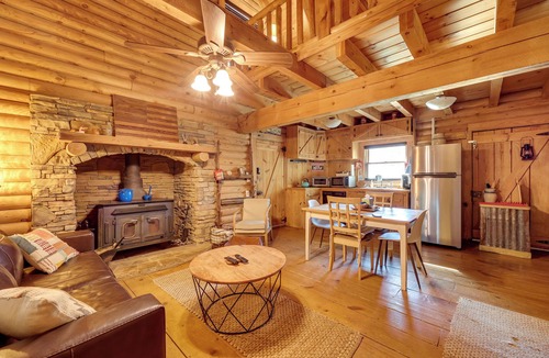 Hueytown Cabin | Cabin w/Catch & Release Pond in Hueytown!
