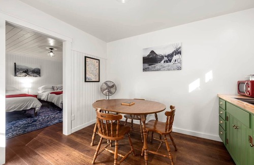 East Glacier Park Village House | Cabin w/Double Queen & full Kitchen. Jacobson's Cottages