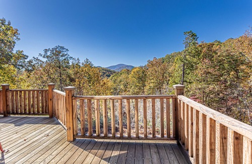 Lake Lure Cabin | Cabin w/Mtn Views, Dogs OK!