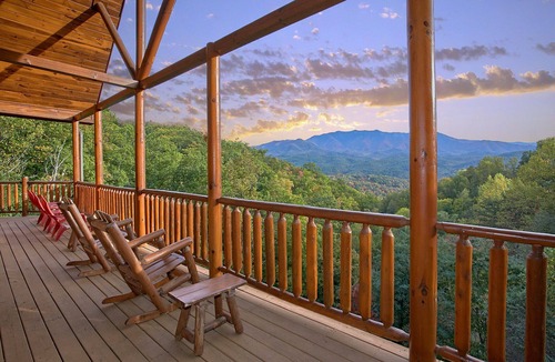 Gatlinburg Cabin | Cabin w/Private Pool-Theater-Mountain View-Game Room