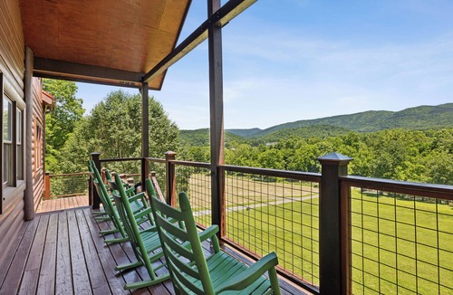 Cosby Cabin | Cabin w/views-Indoor Pool-Theater-Game Room