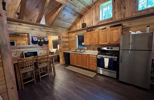 Huey Cabin | Cabin with river access