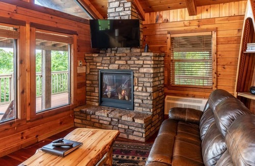 Ponca Condo | Cabin X w/Hot Tub & Beautiful Views