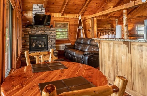 Ponca Condo | Cabin X w/Hot Tub & Beautiful Views