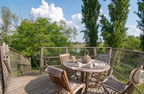 Maisons-Laffitte Cottage | Cabin Zen 5p - One Bedroom Cottage, Sleeps 5