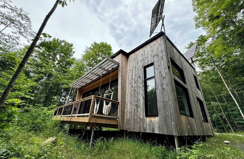 Eastman Cabin | Cabin Zoobox 47 Summa