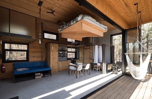 Eastman Cabin | Cabin Zoobox 54 Summa
