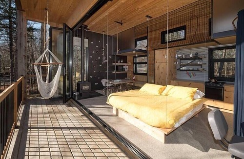 Eastman Cabin | Cabin Zoobox 55 Summa