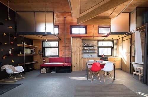 Eastman Cabin | Cabin Zoobox 66 Summa