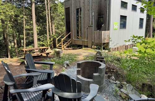 Eastman Cabin | Cabin Zoobox 66 Summa