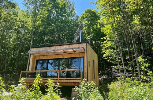 Eastman Cabin | Cabin Zoobox 79 Summa
