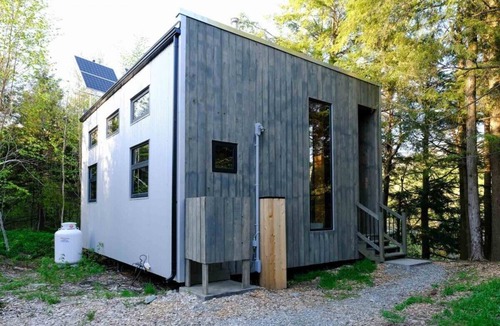 Eastman Cabin | Cabin Zoobox 80 Summa