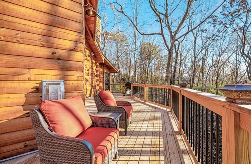 Dahlonega House | Cabina di Christina