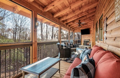 Dahlonega House | Cabina di Christina